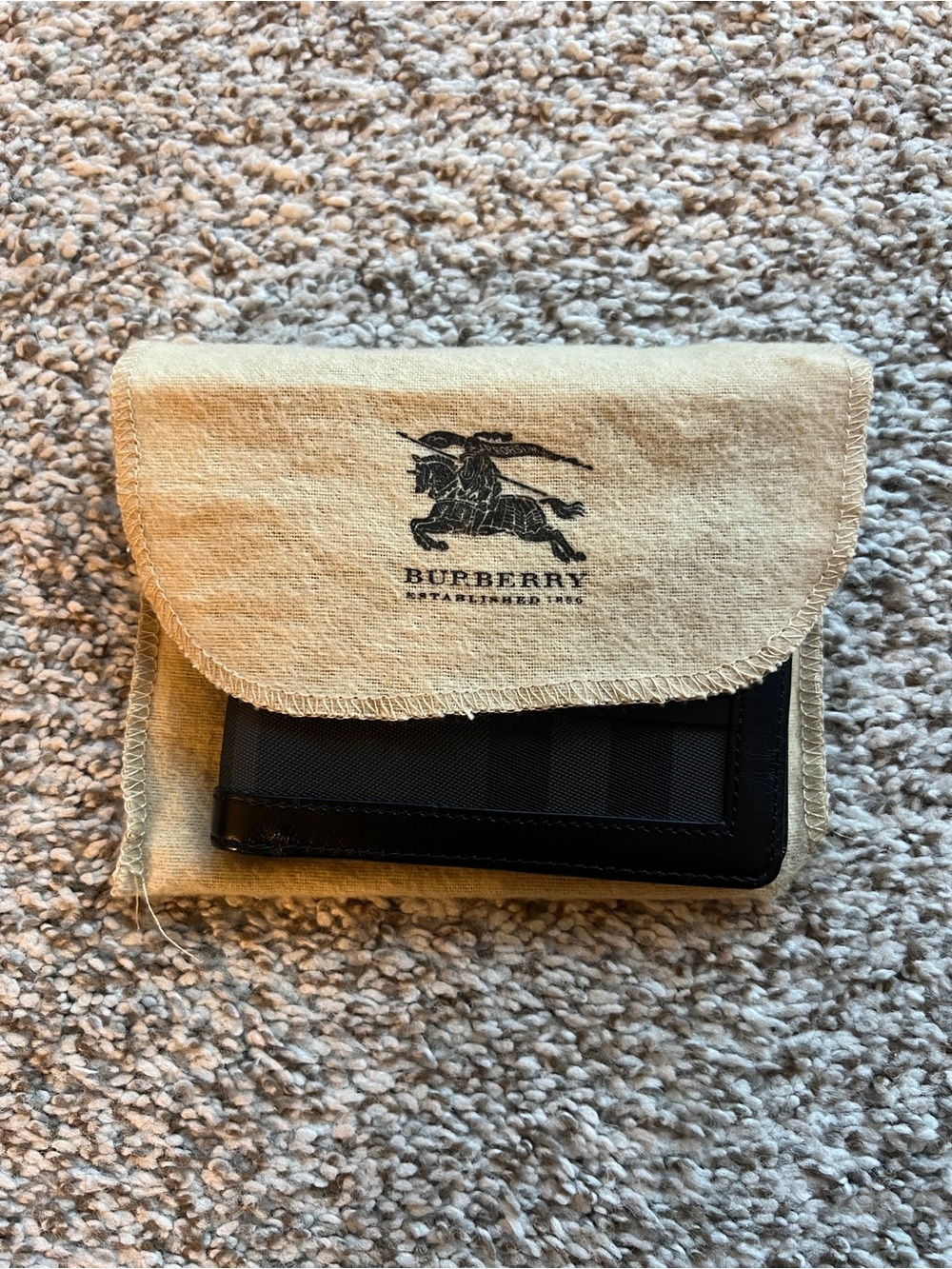 NWOT Men’s Burberry black check wallet - Picture 8 of 8